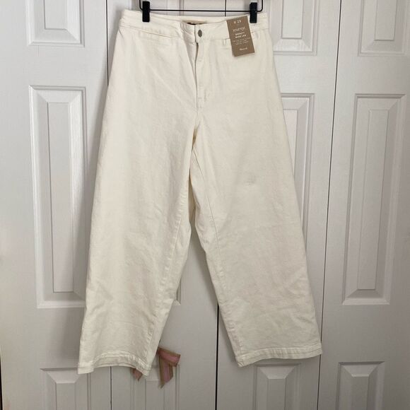 Madewell The Curvy Emmett Wide-Leg Jeans in Tile White: Welt Pocket Edition Whit - Picture 3 of 12